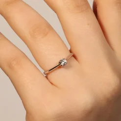 Sale Anello di Fidanzamento Cuore in Oro Bianco con Diamante 0,16 Carati Anelli Di Fidanzamento