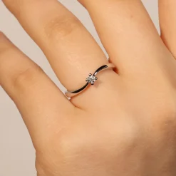 Sale Anello di Fidanzamento Onda in Oro Bianco con Diamante 0,08 Carati Anelli Di Fidanzamento