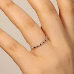 Hot Anello Eternity Alternato in Oro Bianco e Diamanti 0,16 Carati Anelli Eternity