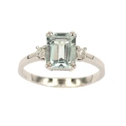 New Anello in Oro Bianco con Acqua Marina e Diamanti 0,14 Carati Anelli